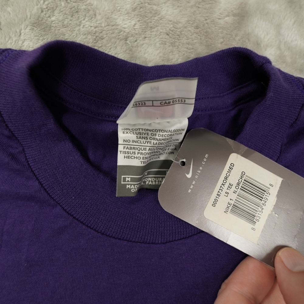 Nike Vintage 90s T Shirt Men's‎ Medium Spellout Purple Long Sleeve NWT - Picture 6 of 10
